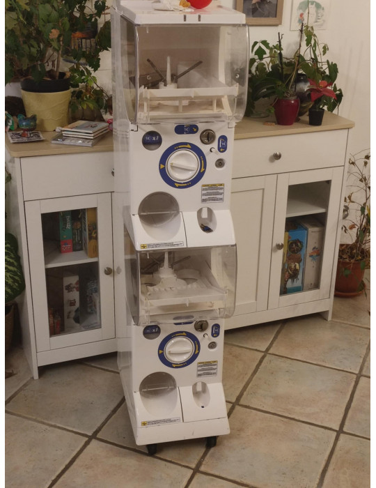 Distributeurs Gashapon officiel Bandai